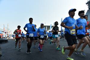 BIB: 6824
                            <button type="button" onclick="openModal(3170616)" class="btn btn-primary btn-sm float-right btn-popup" data-toggle="modal" data-target=".modal-high-quality">
                        <i class="fas fa-shopping-cart"></i> Add to Cart
                    </button>
                                            <button type="button" onclick="isThisMe(3170616, true)" class="btn btn-success btn-sm float-right btn-popup btn-isme hidden" data-toggle="tooltip" data-placement="bottom" title="นี่คือรูปของคุณใช่ไหม คลิกที่นี่เพื่อเอาเข้าอัลบั้ม">
                        <i class="fas fa-plus"></i> Add to album
                    </button>
                    <button type="button" onclick="isThisMe(3170616, false)" class="btn btn-warning btn-sm float-right btn-popup btn-isnotme hidden">
                        <i class="fas fa-ban"></i> Remove from album
                    </button>